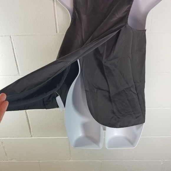 Lunya meditative slate gray washable tulip back tank top - Picture 8 of 10